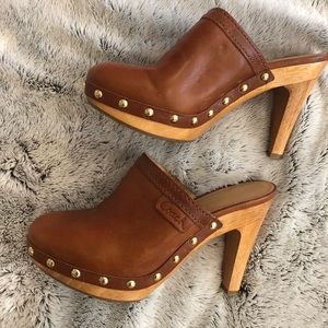 💥SOLD💥Leather&brass studded Coach Mules